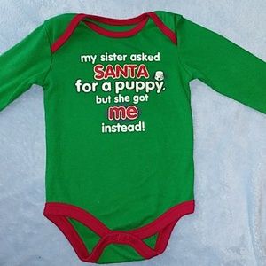 💥4/$15💥6-9 M 🎄 Onesie